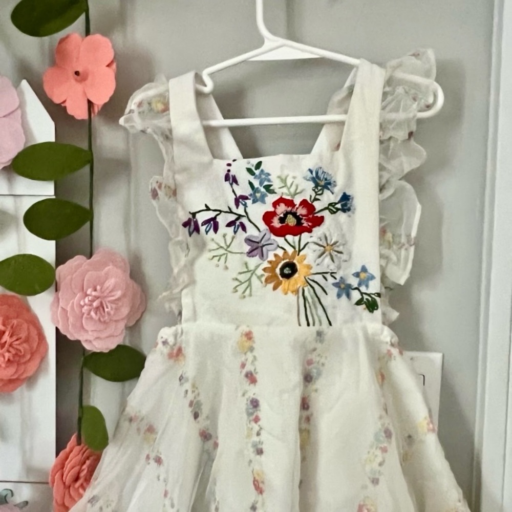 Hand embroidered pinny 3T - Picture 3 of 5